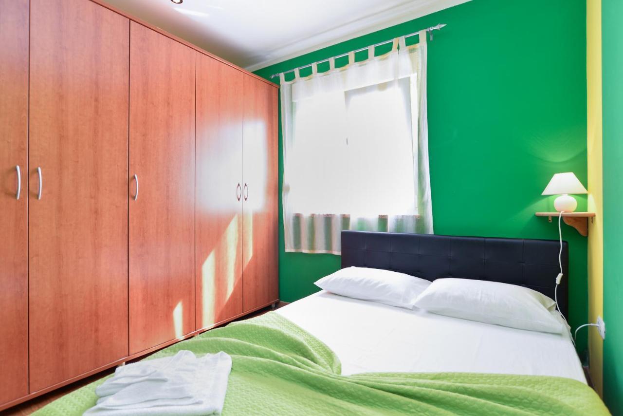 Apartment Patricia 1756 Pula Bagian luar foto