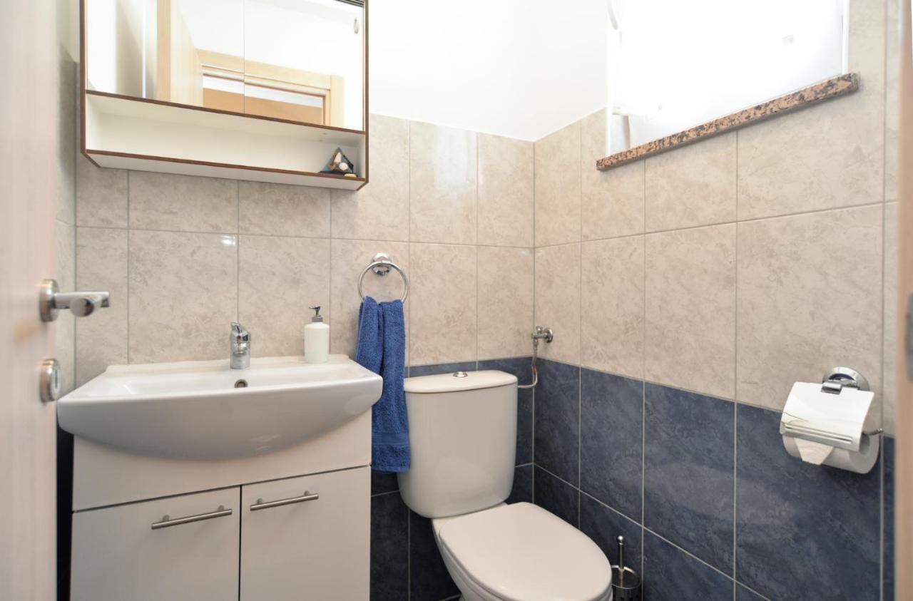Apartment Patricia 1756 Pula Bagian luar foto